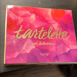 tart tartelette in bloom palette